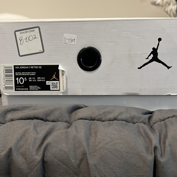 EUC NIKE AIR JORDAN 7 RETRO EASTER - Picture 6 of 6